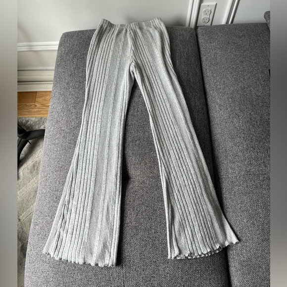 Grey flare leggings - Picture 3 of 3